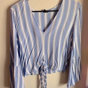 Long sleeve American Eagle top!